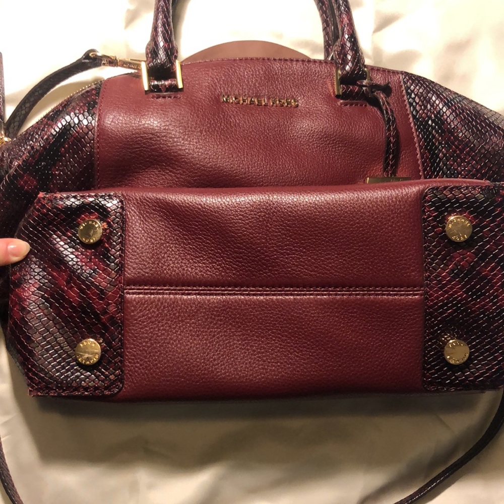Michael Kors Riley - Picture 3 of 4